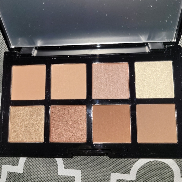 Phase Zero eye shadow palette - Picture 3 of 4